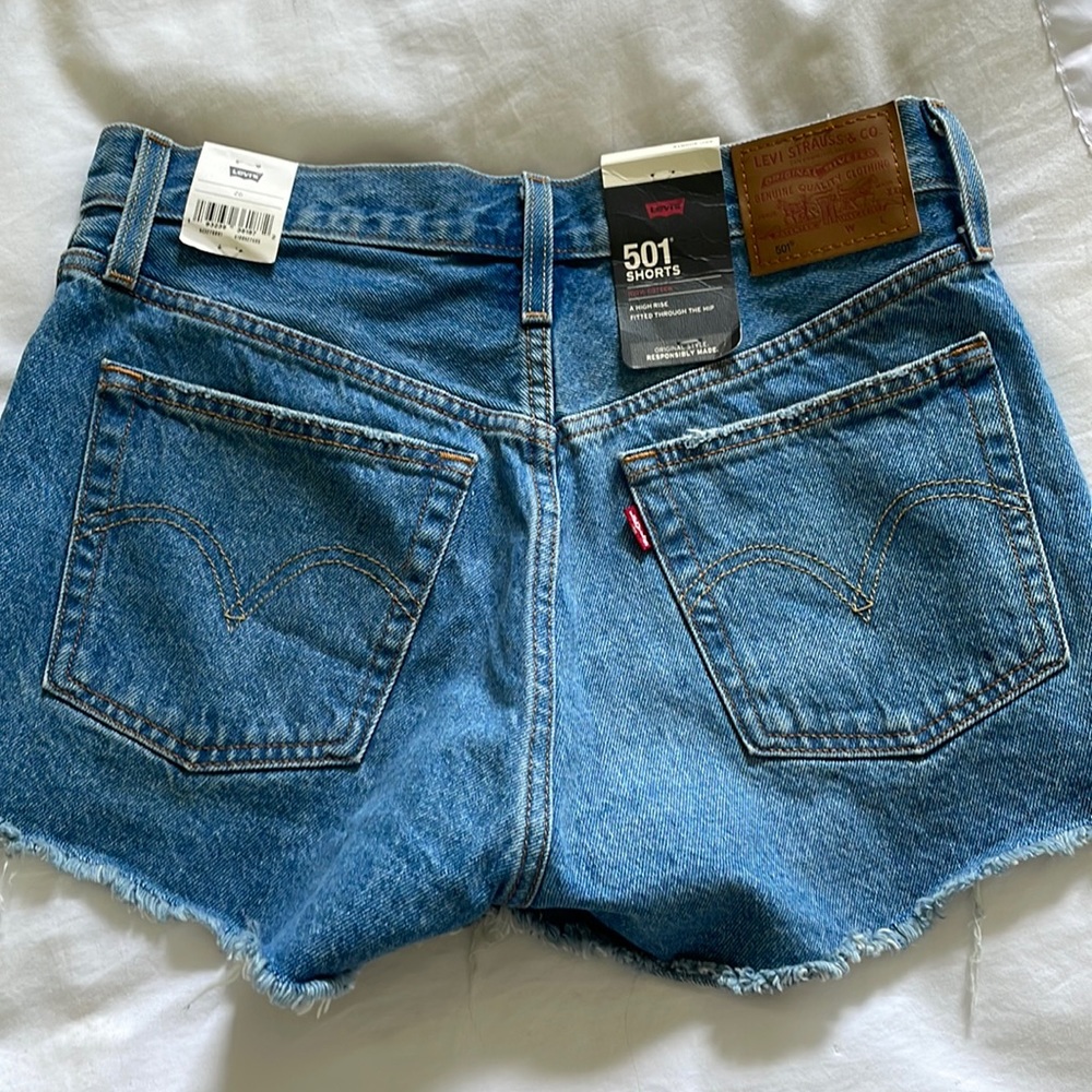 NWT - 501 Levi Jean shorts